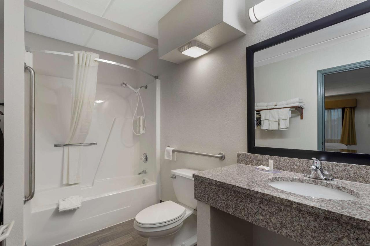 Clarion Pointe Kimball By Choice Hotels Buitenkant foto