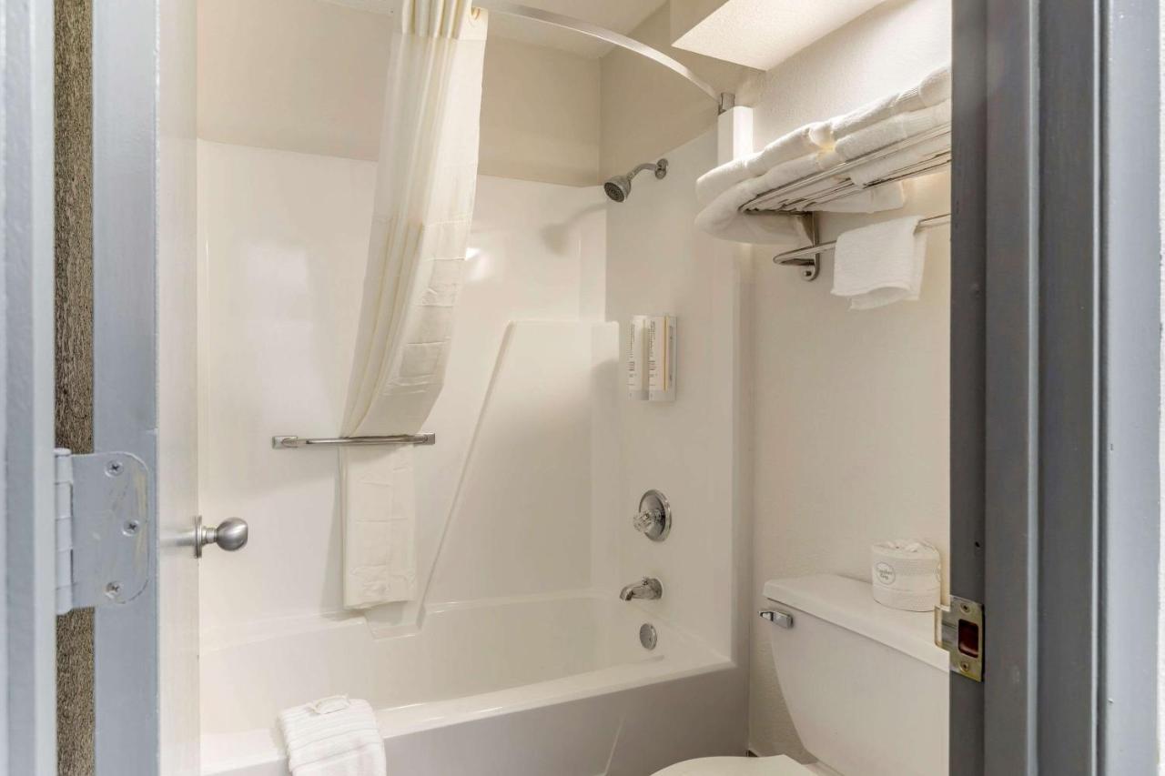 Clarion Pointe Kimball By Choice Hotels Buitenkant foto